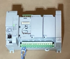 Allen-Bradley Micro830 Controller (2080-LC30-24QVB)