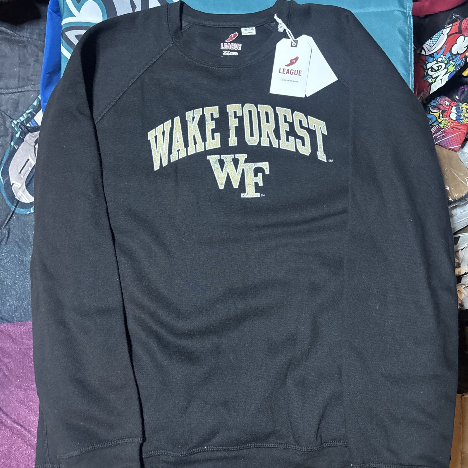 NWT Men’s XL Wake Forest Demon Deacons League 91 Crew Neck Sweatshirt Black