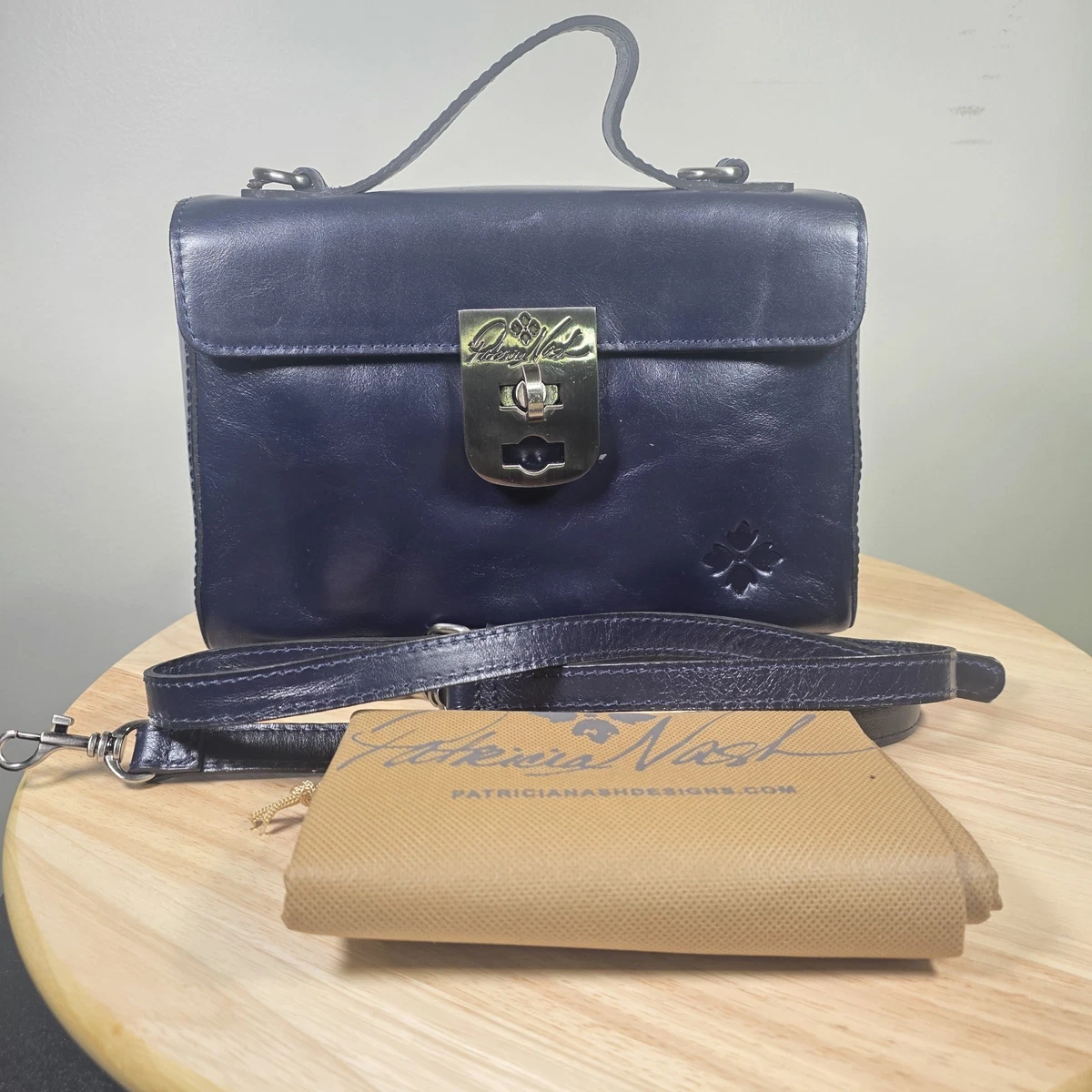 Patricia Nash Distressed Glaze Bellissimi Navy/Silver Patricia Nash Handbags Blue - Etsy main image 2
