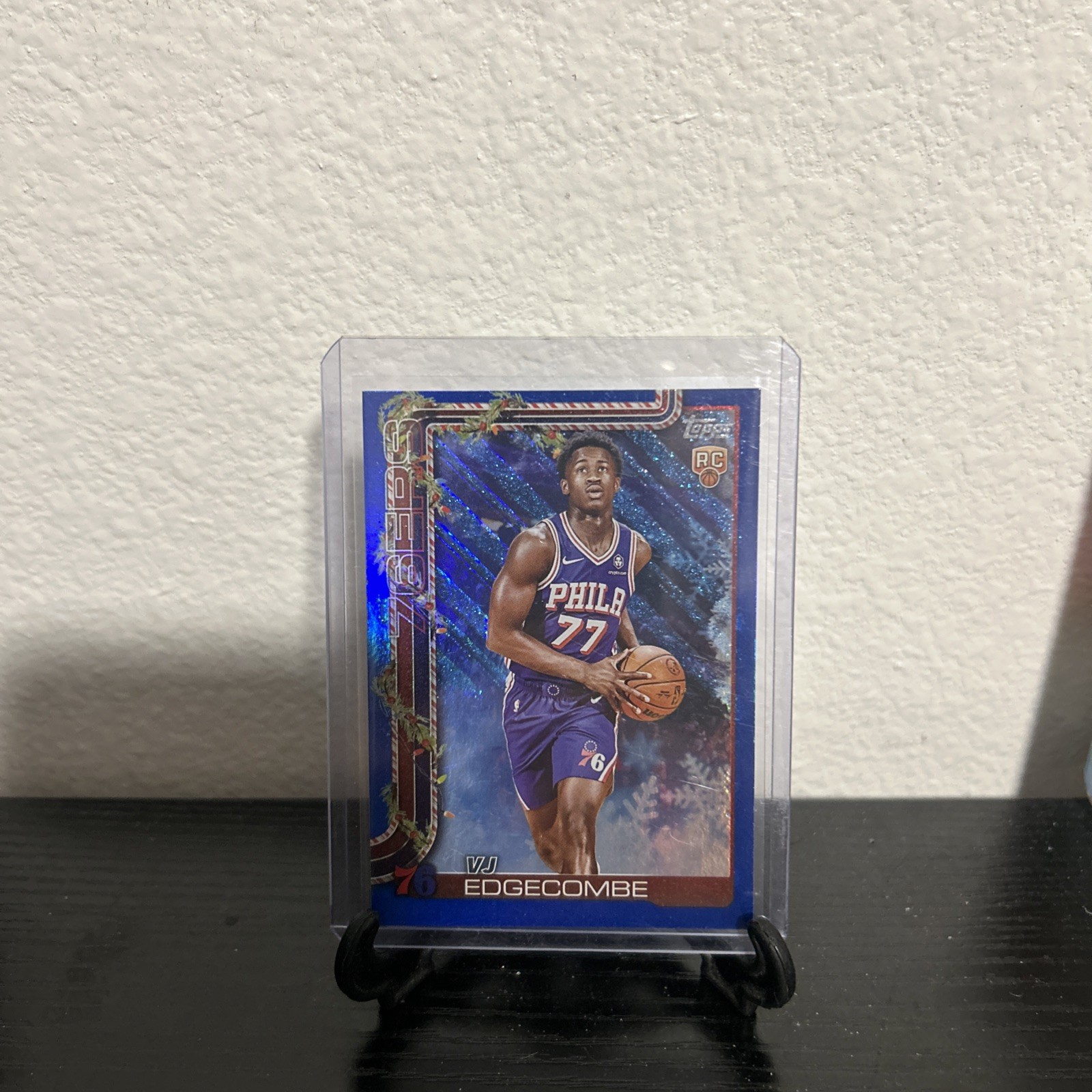 2025-26 Topps Holiday VJ Edgecombe Blue Metallic Glitter RC #H163 SSP 76ers