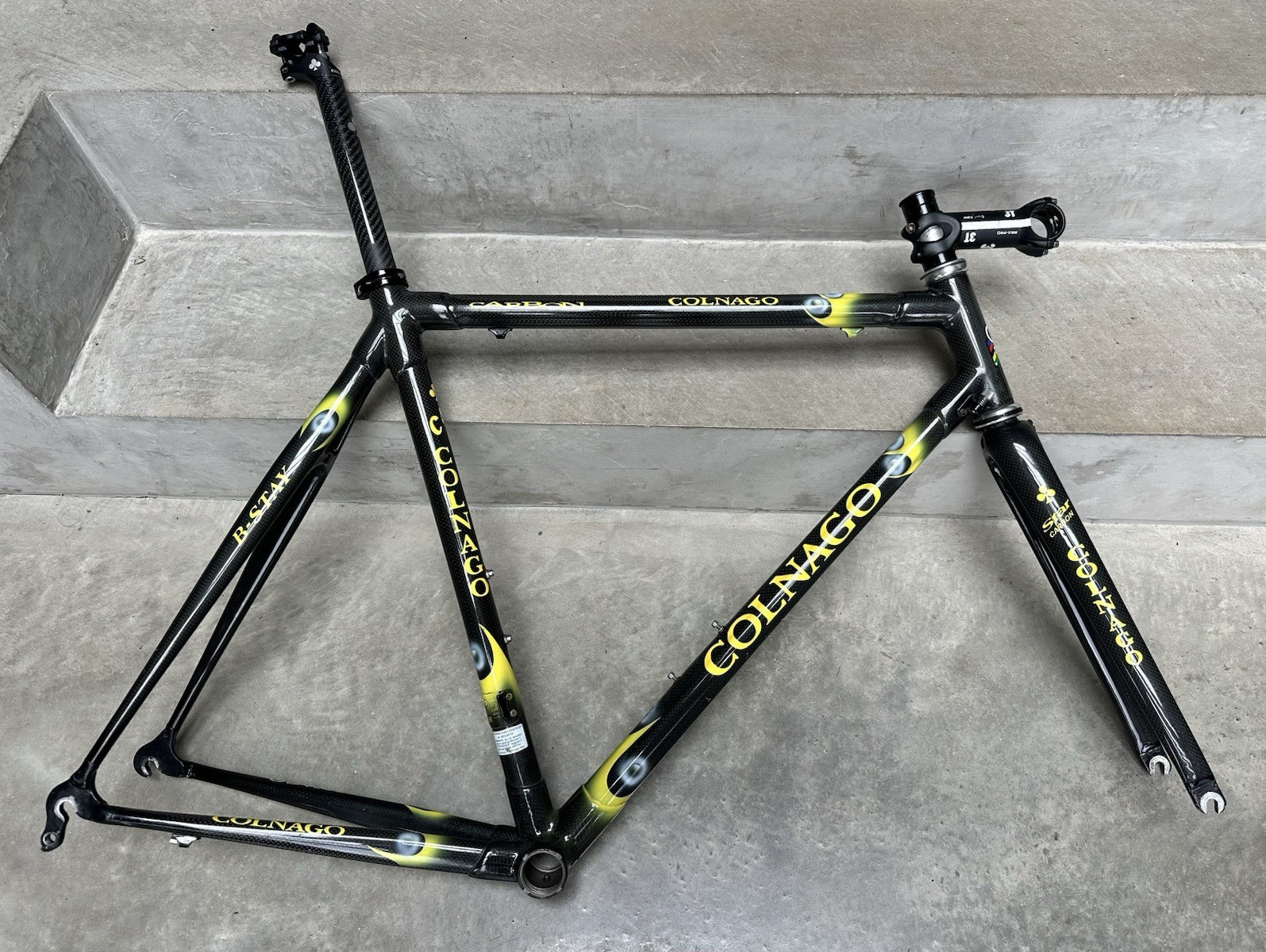 Colnago C40 Carbon Fibre Road Frame 40cm 700C Set w/ Fork & Seatpost - 2.1 Kg