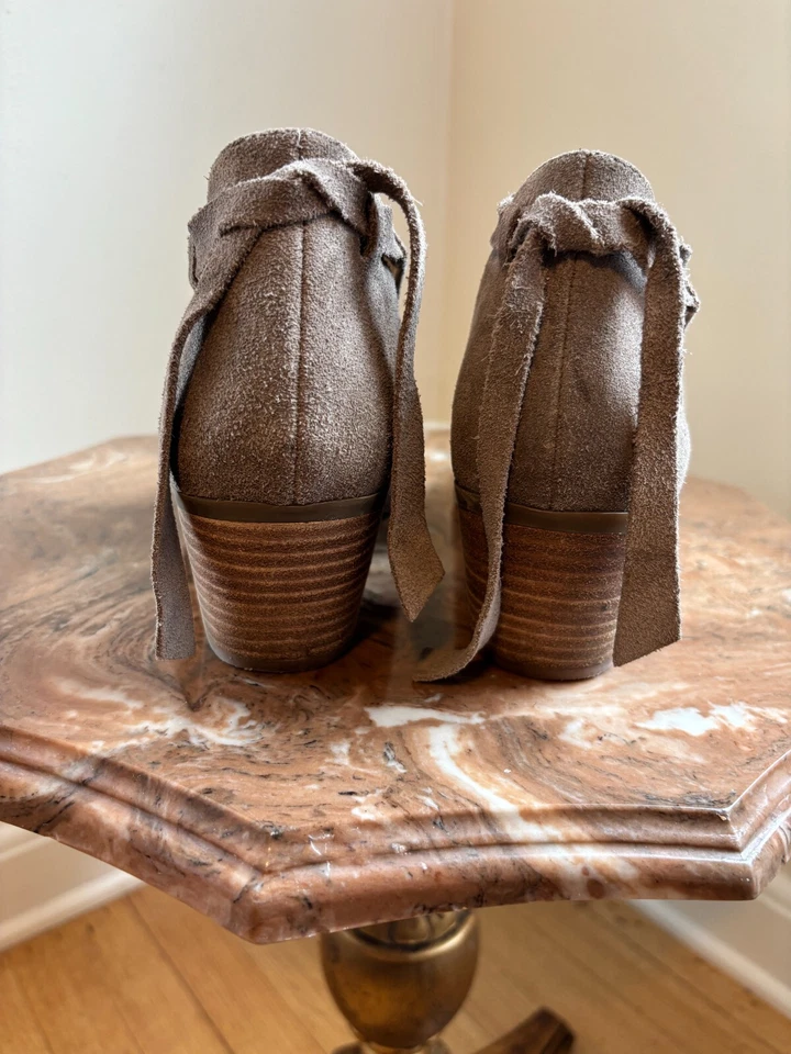 Lucky Brand Betsee Tan Suede Leather Ankle Bootie Open Toe Shoe Size 10 - Image 2 of 4