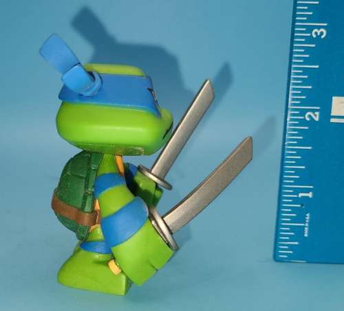 2014 Funko Mini Teenage Mutant Ninja Turtles Leonardo Figure TMNT Leo - Picture 2 of 5