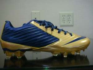 adidas replique goalkeeper gloves