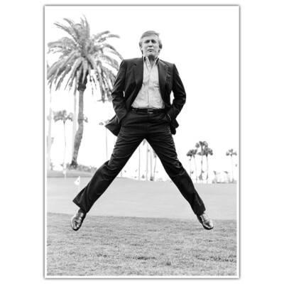 TRUMPロングスプリング Young Donald Trump Jumping Photo - 1990s - Mar-a-Lago Palm Beach