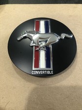 New Old Stock 2010-2012 Ford Mustang Convertible Trunk Emblem Br-33-6342508-ca New Old Stock 2010-2012 Ford Mustang Convertible Trunk Emblem Br-33-6342508-ca