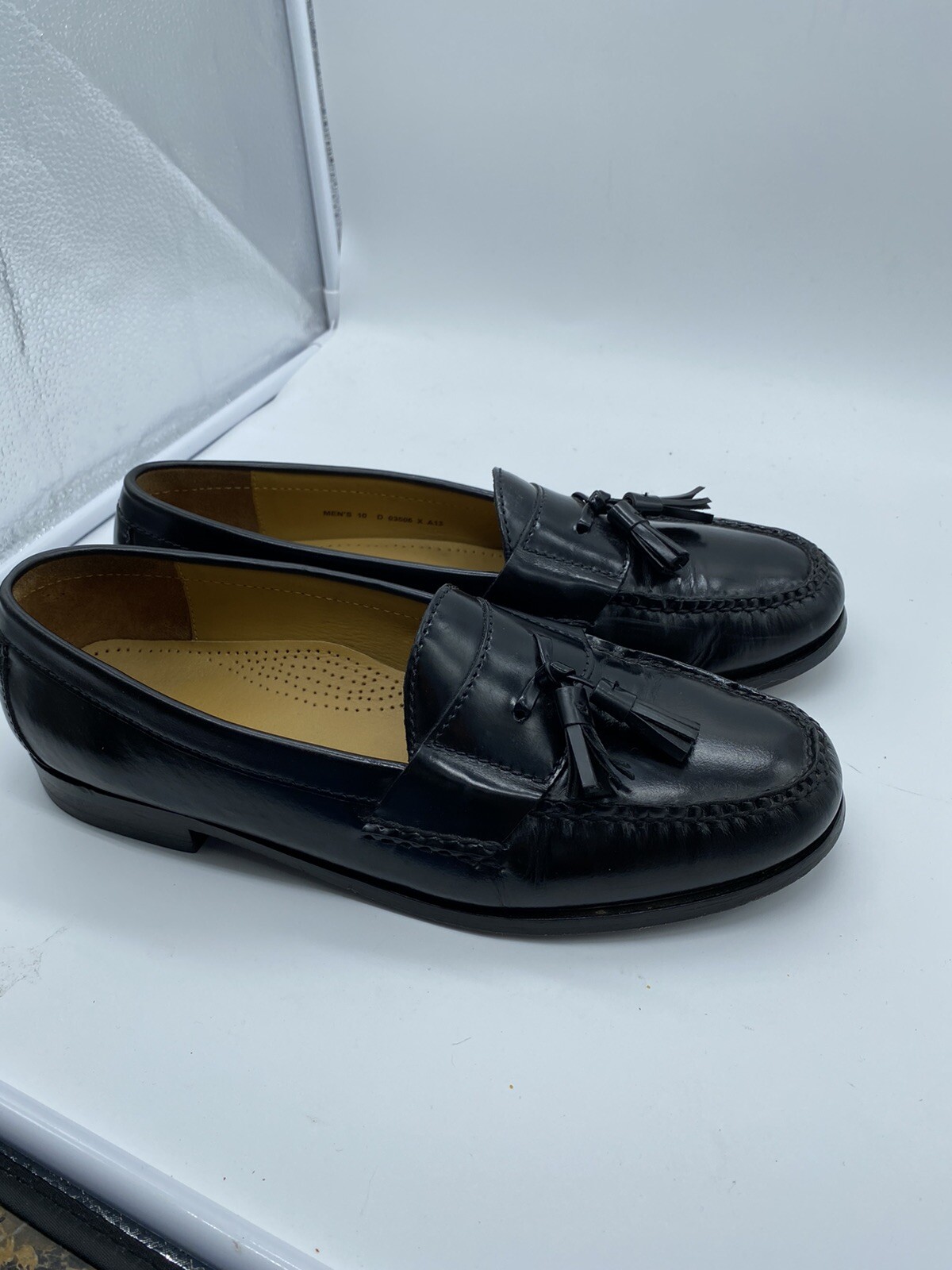 Cole Haan Black tassel loafers Pre 