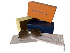 LOUIS VUITTON Gold The LV Pilot Aviator Sunglasses Women