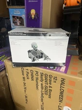 Skeleton Corpse Graveyard Crawler Animatronic Spirit Halloween Home Depot Prop