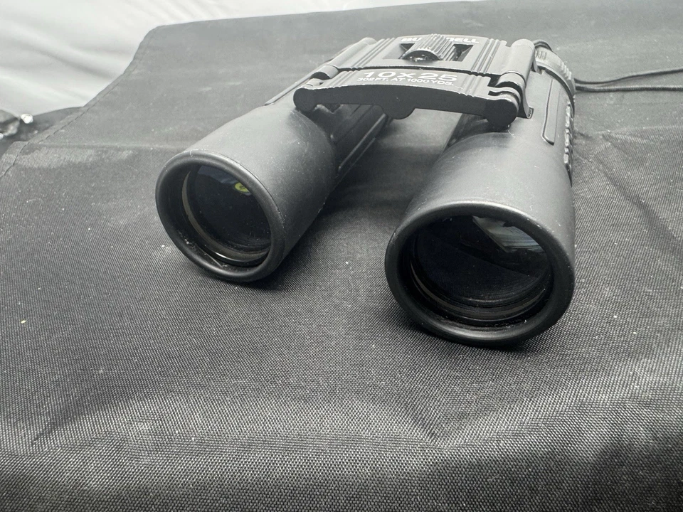 Bushnell 10x25 Dcf 304 Feet Thousand Yards Binoculars And Case - Image 3 of 4