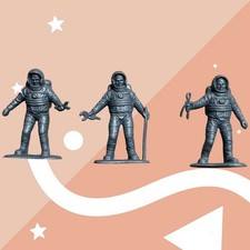 ASTRONAUTS Gray Plastic Space Moon Army Men NASA Figures Lot Of 3