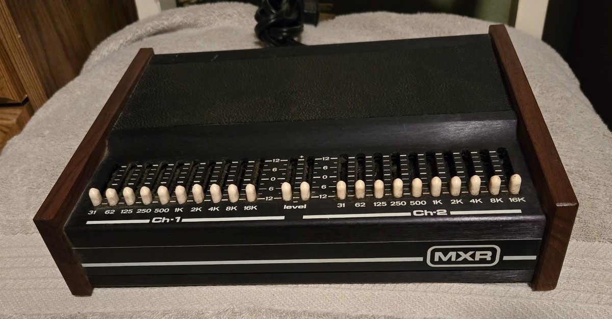 ギター MXR 114 2ch EQ 10band made in USA 936824.jpg