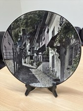 Clovelly North Devon Royal Doulton 27cm Collectors Plate