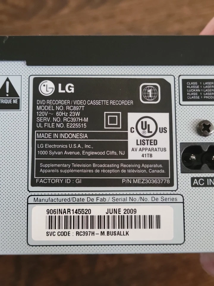 Grabadora/VCR Super Multi DVD LG RC897T con sintonizador digital - probada y funcionando Foto 4 de 4