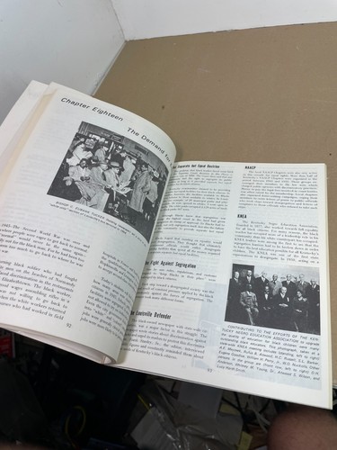 Kentucky's Black Heritage 1971 Commonwealth of Kentucky Paperback - Foto 8 di 9
