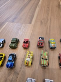 VINTAGE 1980's MICRO MACHINE LOT OF 67 CARS TRUCKS AIRPLANES SEMI RACECAR GALOOB