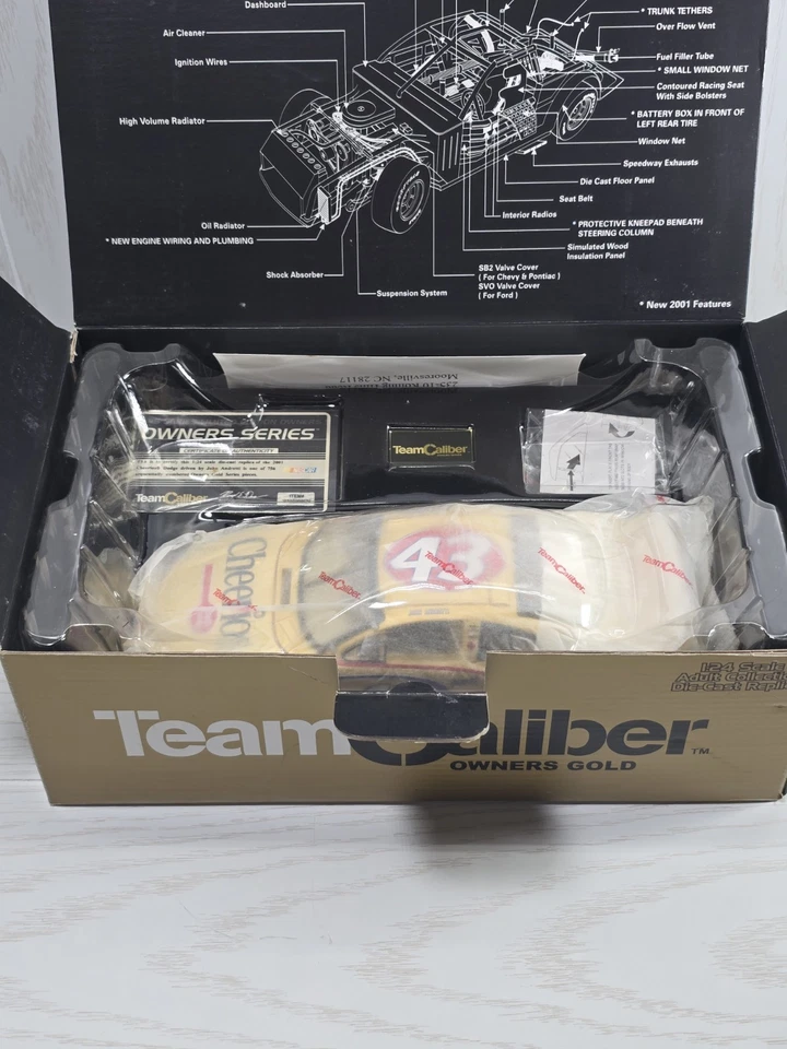 Coche diecast Team Caliber 2001 #43 John Andretti Cheerios Owners Gold 1:24 NASCAR Foto 2 de 4