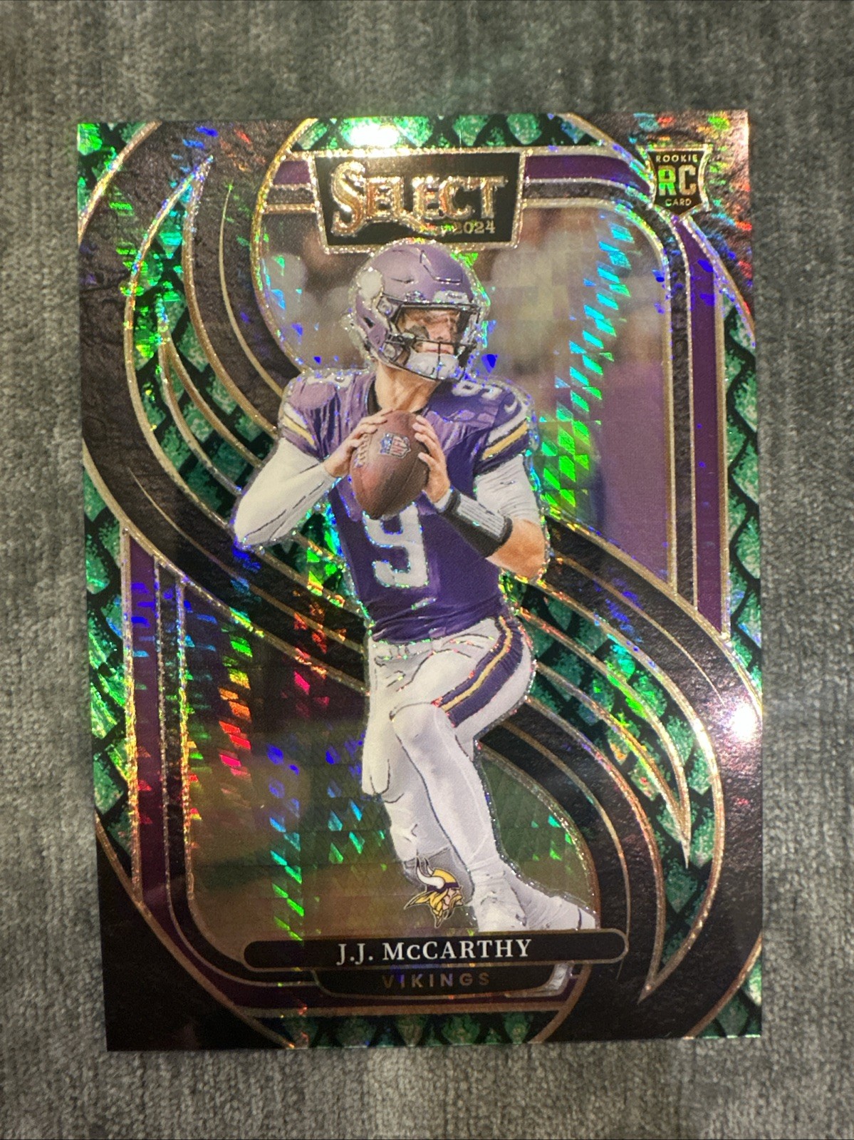 2024 PANINI SELECT INTL 134 JJ MCCARTHY PREMIER LEVEL DRAGON SCALE PRIZM /81! 🔥