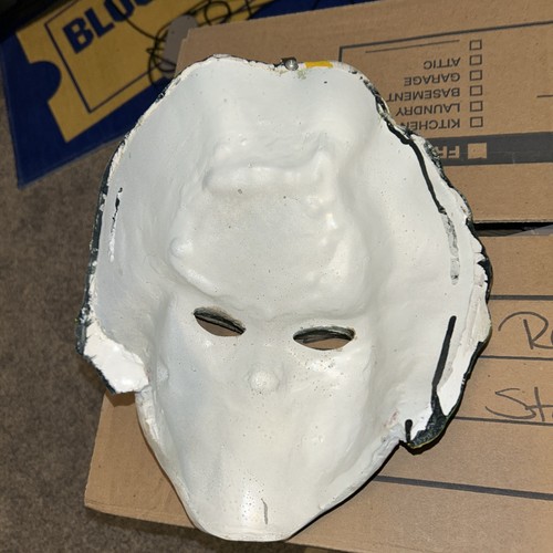 The Dark Knight Batman Joker Resin / Ceramic Mask, Halloween Party - Picture 4 of 9