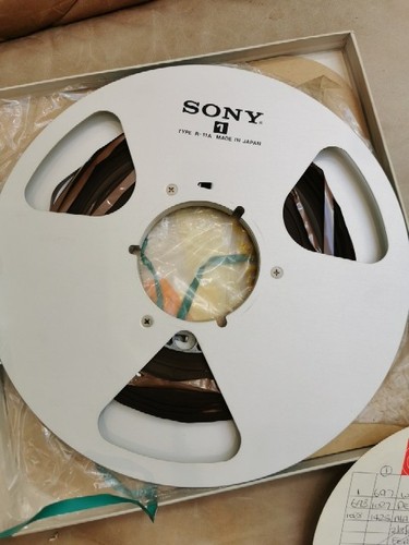 Sony Metal Reel Tape 10.5" SLH 11-1100-BL Vintage Type R11A with Box Japan - Picture 5 of 5