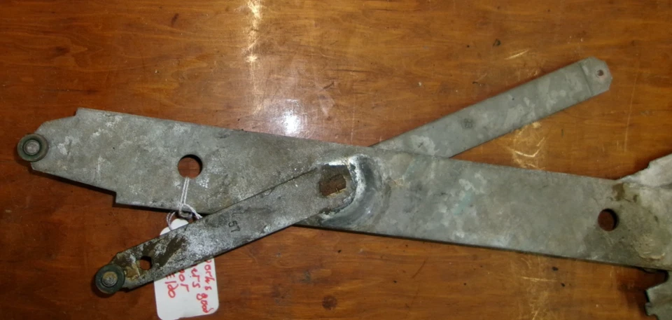 Cadillac 1961-64 regulador de ventana de puerta lateral del conductor con motor cupé/conv.  Video! Foto 4 de 4