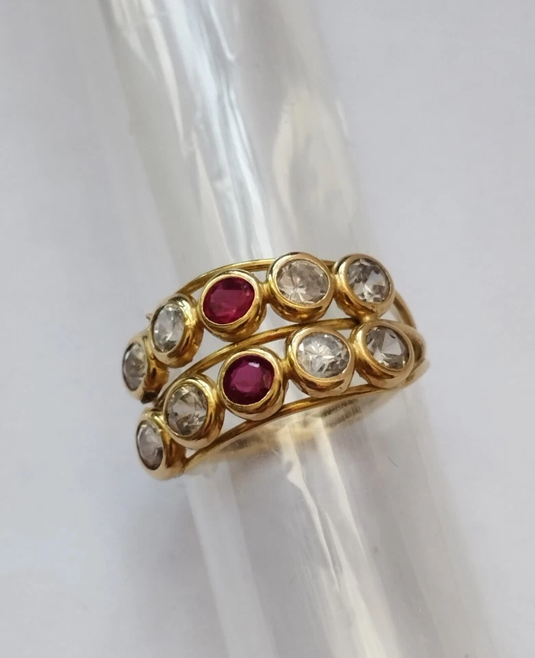 Goldring  18kt = 750  Gr  55 - 56  8 Zirkonbrillis 2 Rubine 1,6 ct Handarbeit - Bild 1 von 4