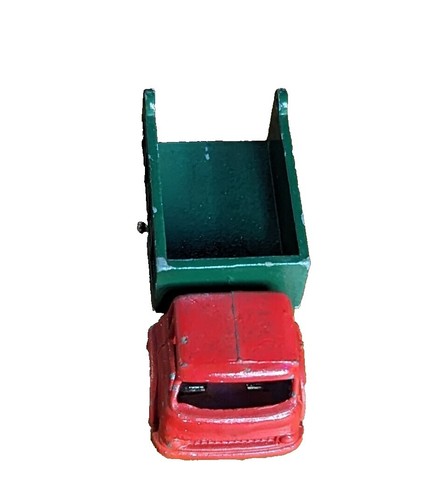 Tomica No. 73 1/64 scale Isuzu off-road dump truck blue made in C