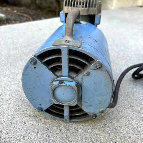ITT Pneumotive Olio-Less Pistone Compressore Aria Pompa Vuoto 1/2 HP 3.5A 115V USATO - Foto 7 di 16