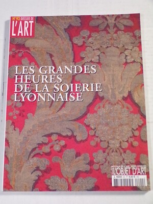 Dossier de l'Art No 92 l'Estampille L'Objet d'Art Soierie Lyonnaise 082923JN-77