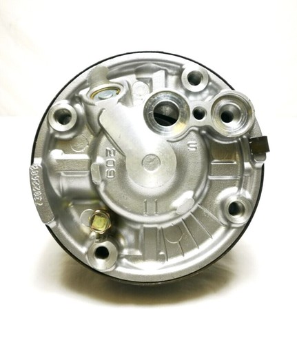 GM OEM 1134343 AC Compressor & Clutch 93-95 Blazer Suburban Yukon 1500 2500 3500 - Picture 4 of 5