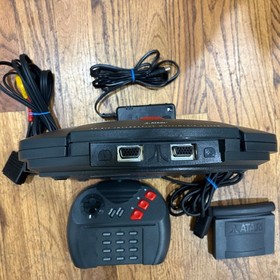 Atari Jaguar Console Bundle EXCELLENT condition.  INCLUDES 1 Games.