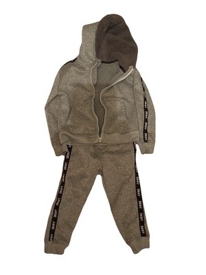 Boys DKNY 2-piece Hoodie  and sweatpants set size 4 T.