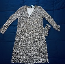Ann Taylor Women's Black/Cream Wrap Dress Size 14P, V-Neck, Tie-Up, Long Sleeve
