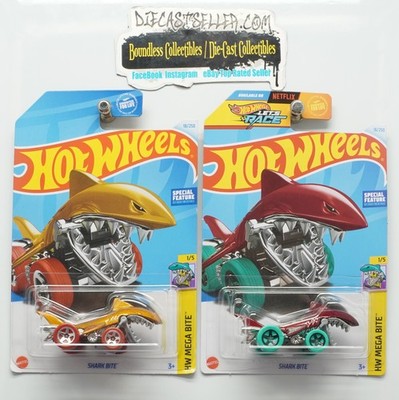 HOT WHEELS 2024 SHARK BITE STREET BEAST RED 2024 HW MEGA BITE GOLD NEW 1:64