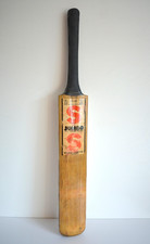 Vintage Cricket bat - SS