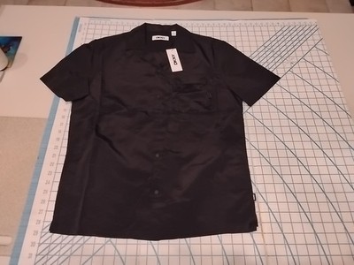 MENS MEDIUM DKNY BLACK SHINY SS BUTTON UP SHIRT WITH ZIP POCKET AND SNAPS - NWT