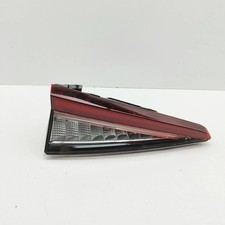 SKODA ELROQ linke Heckklappen-Rückleuchte 5LJ945307A Strom 150 kW 2025