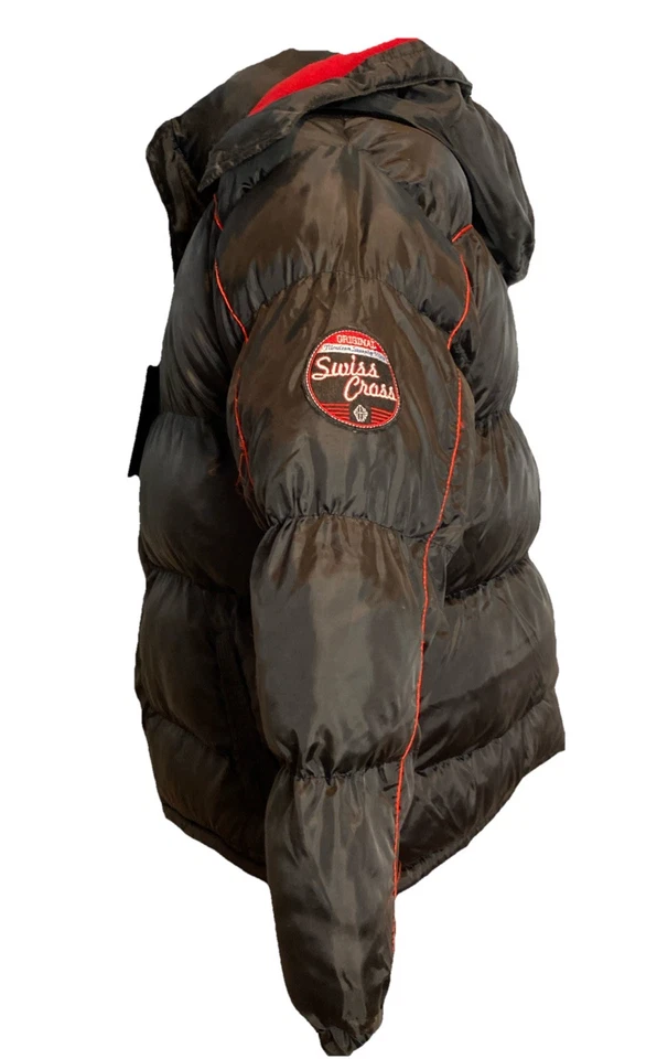 NWT Men's Swiss Cross Fleece Lined Hooded Puffer Jacket Black/Red Size L - Image 3 of 4