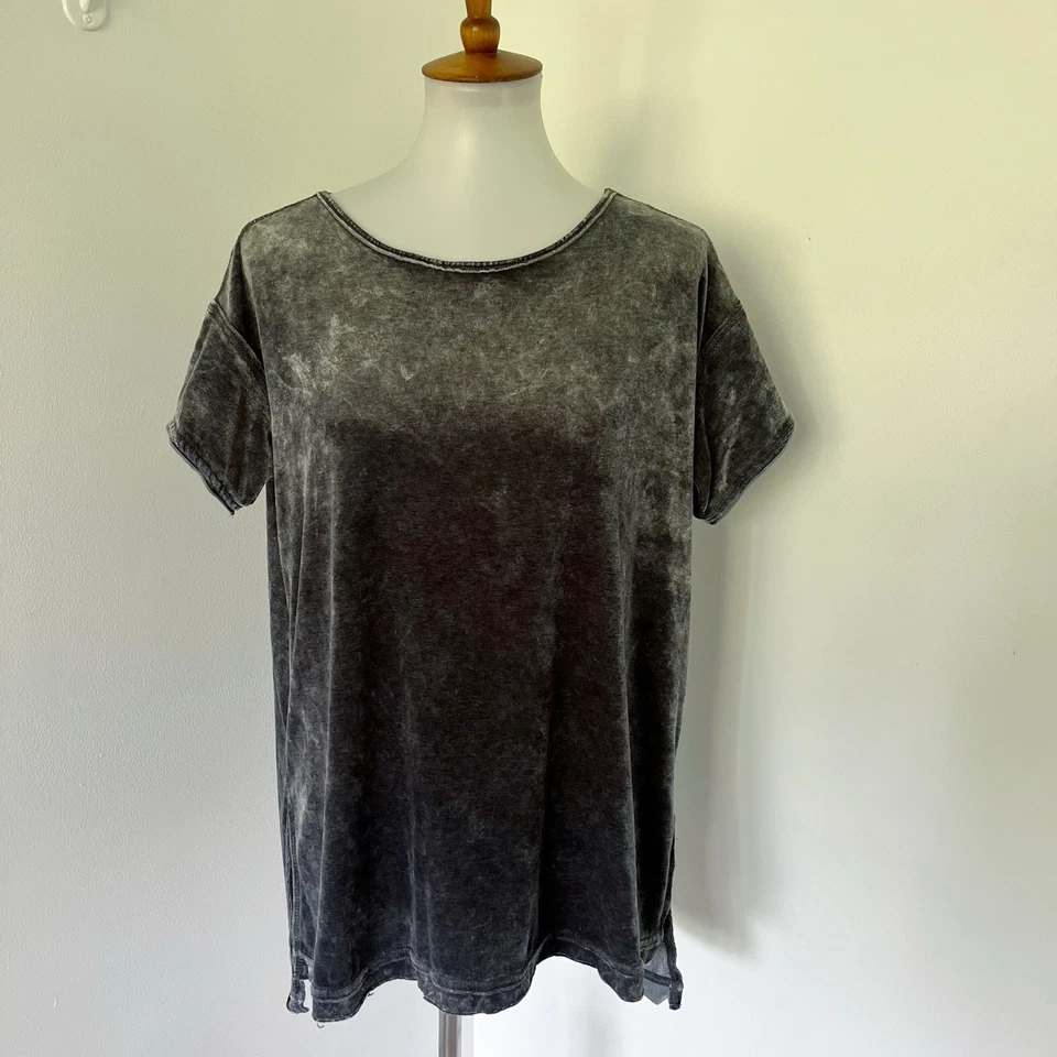 GreenTea Women’s Velvet Burnout Tunic Size L Goth Dark Distressed Edgy Grunge - Image 2 of 4