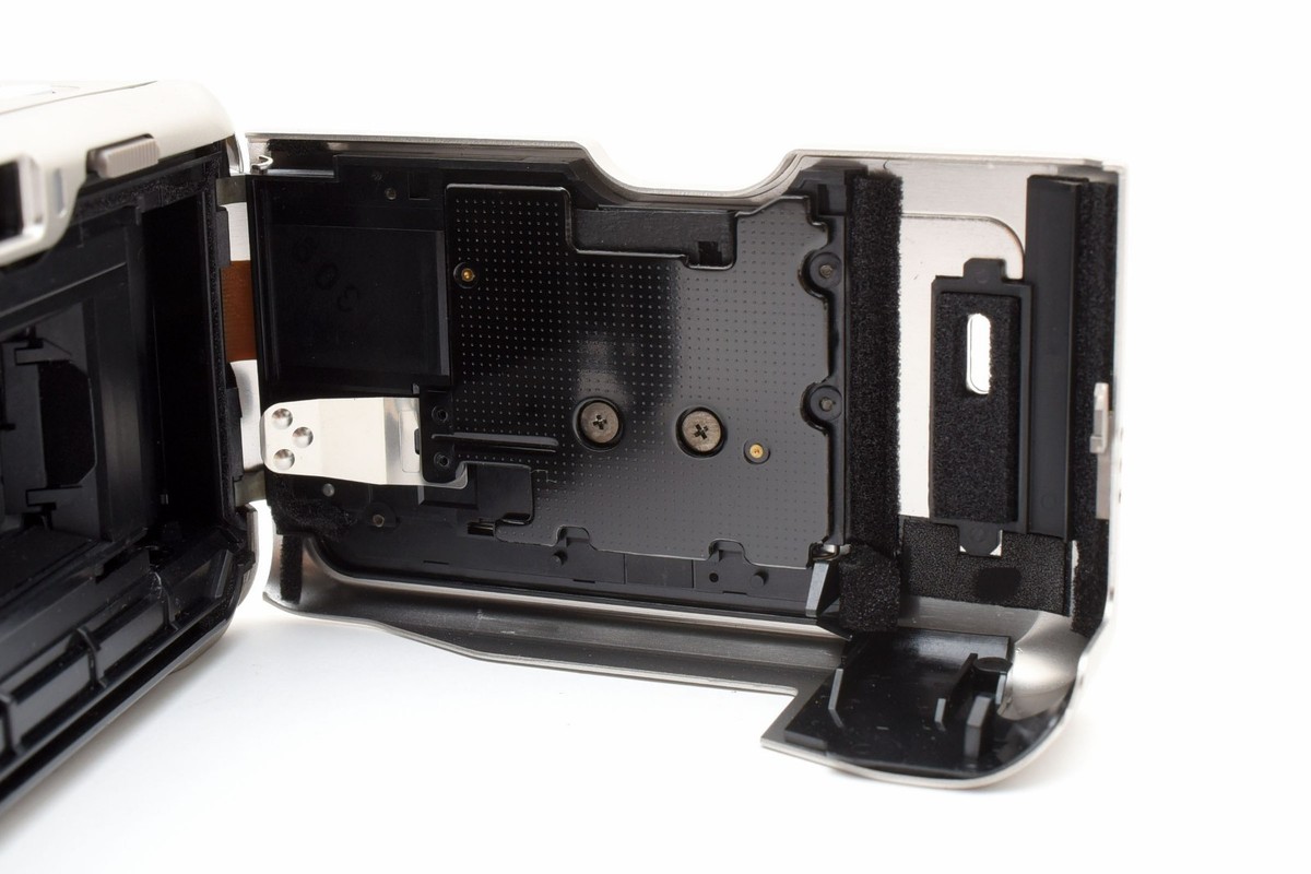 N. MINT Fujifilm Cardia Mini TIARA II Point & Shoot 35mm Film