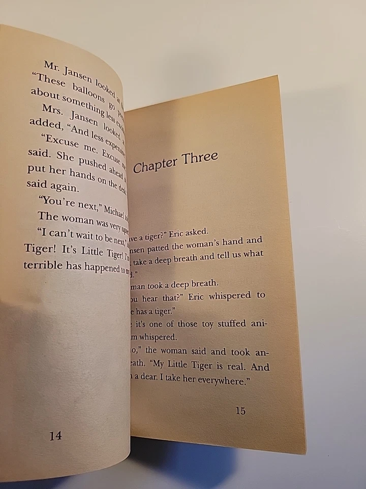 Cam Jansen and the Catnapping Mystery -  David A Adler - 2000 pb - Image 4 of 4