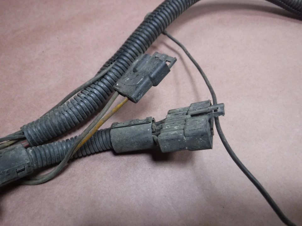 Arnés de cableado de faros Jeep Wagoneer J10 1976 fabricante de equipos originales envío gratuito de fábrica Foto 3 de 4