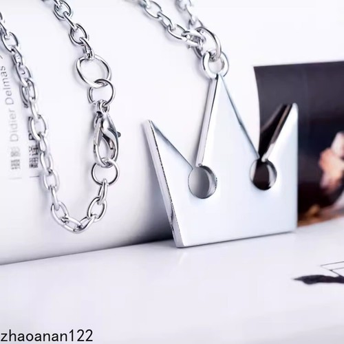 Set of 2 Kingdom Hearts Sora Crown Roxas Cross Metal Necklace Keyblade Pandent - Picture 6 of 8