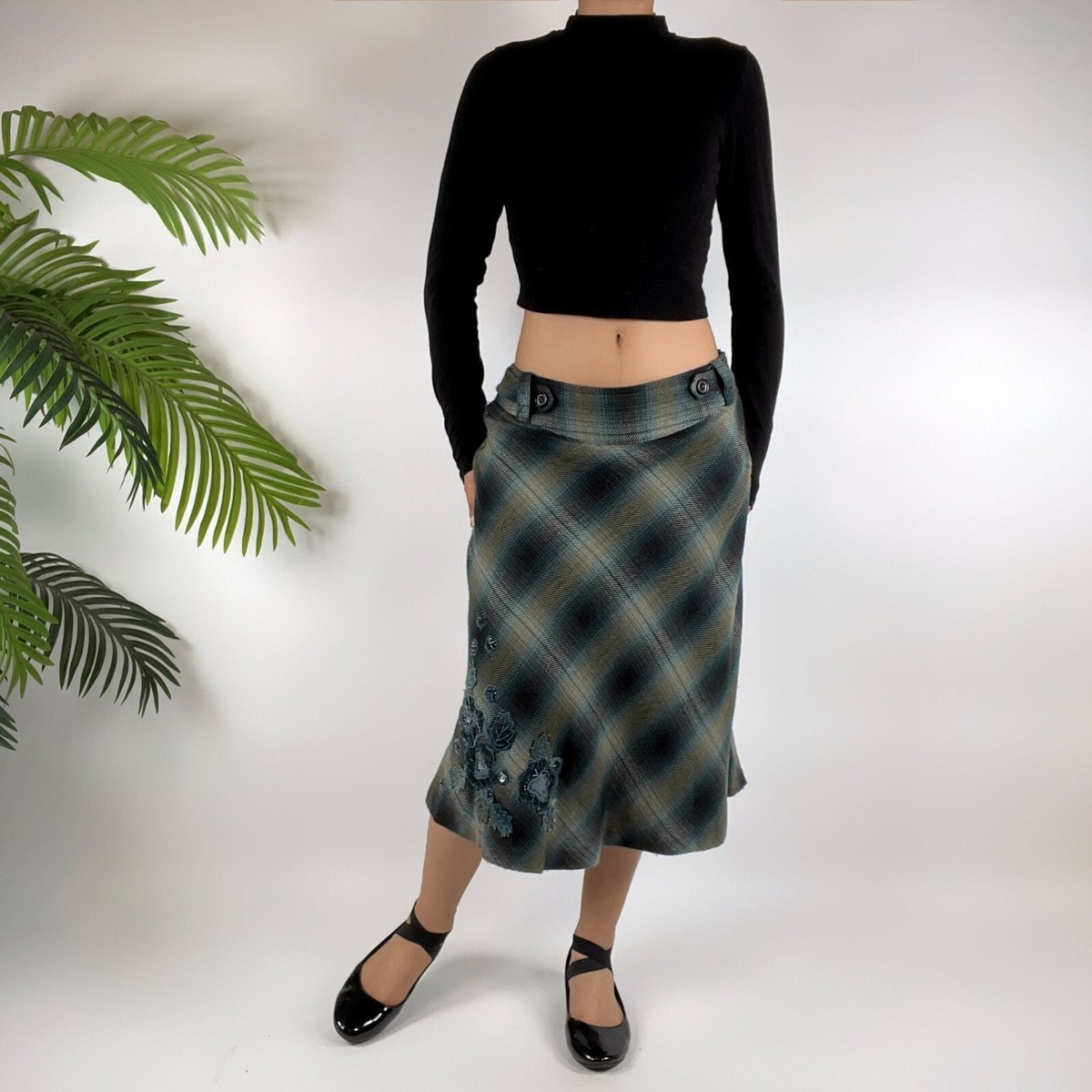 Vintage Y2K Plaid Floral Embroidered Preppy Indie Grunge Knit Midi Skirt  Sz: - Main Image