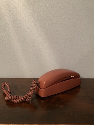 VTG AT&T 210/93040 Push Button Single Line Corded Phone