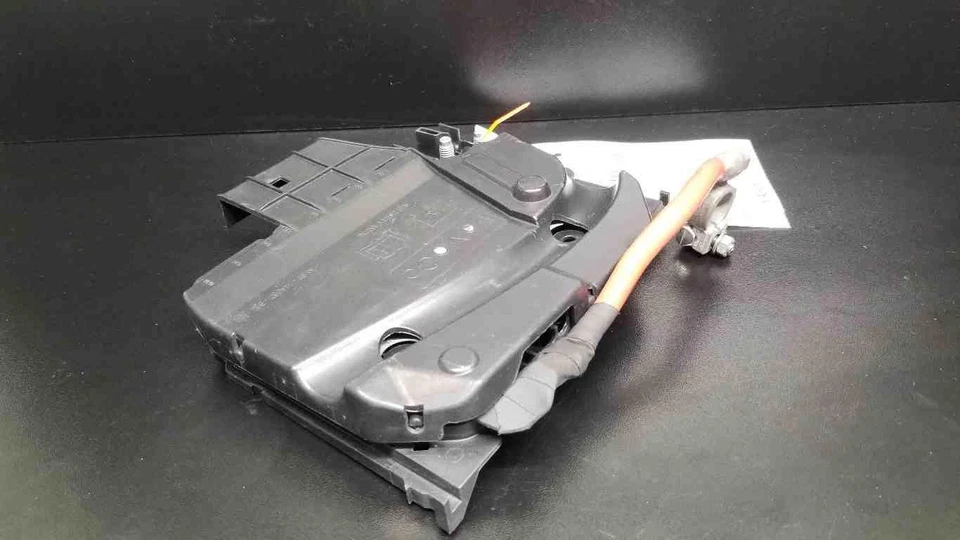 ✅ Terminal de batería Ford Transit Connect 2015 PN:AV6T14A067BC OEM Foto 4 de 4