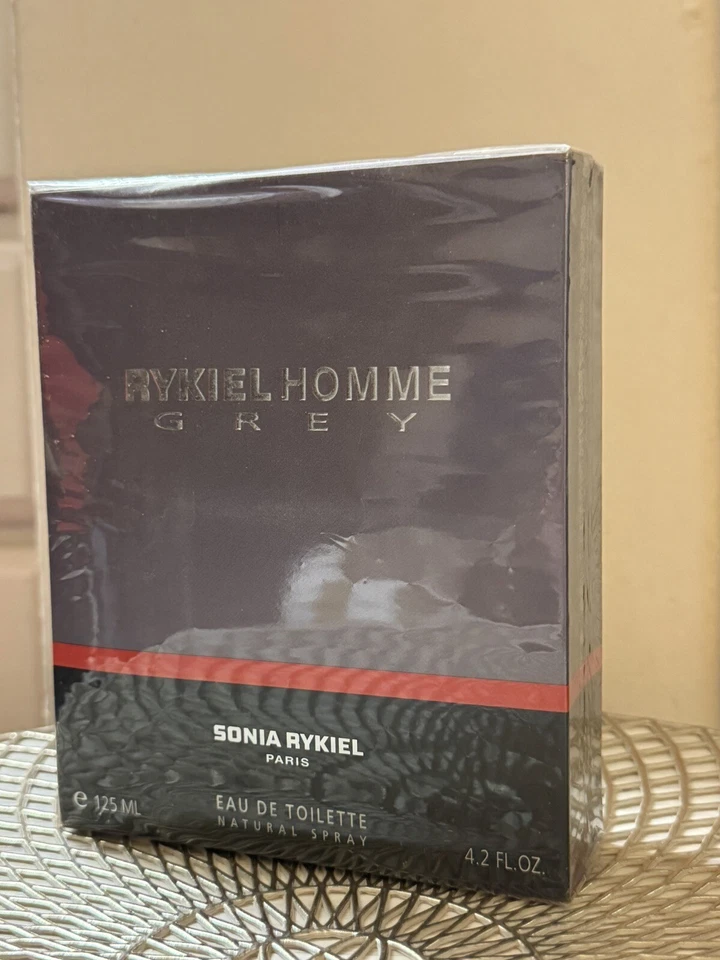 Rykiel Homme Gris EDT Spray 4.2 FL. OZ. Por Sonia Rykiel. Caja sellada. Foto 2 de 2