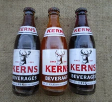 Vintage Full KERNS BEVERAGES ACL SODA POP BOTTLES E.L.K erns CO Trenton NJ