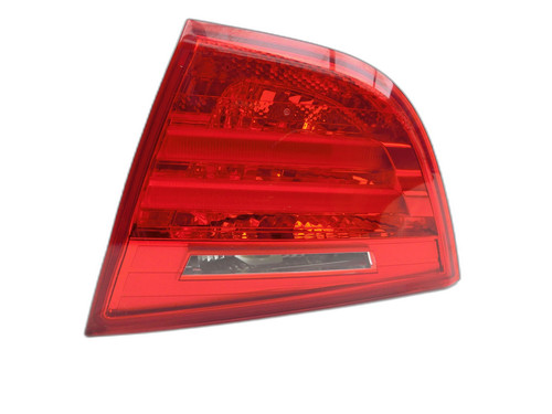 Rückleuchte Heckleuchte Klappe Rechts für BMW E90 325i 09-13 Lim 63217289428