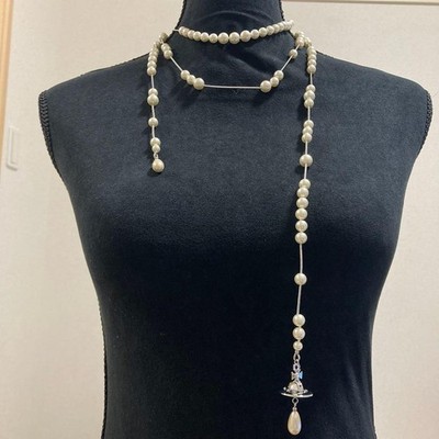 Vivienne Westwood Broken Pearl Necklace Silver w/drawstring